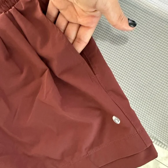 APANA shorts - Picture 2 of 3